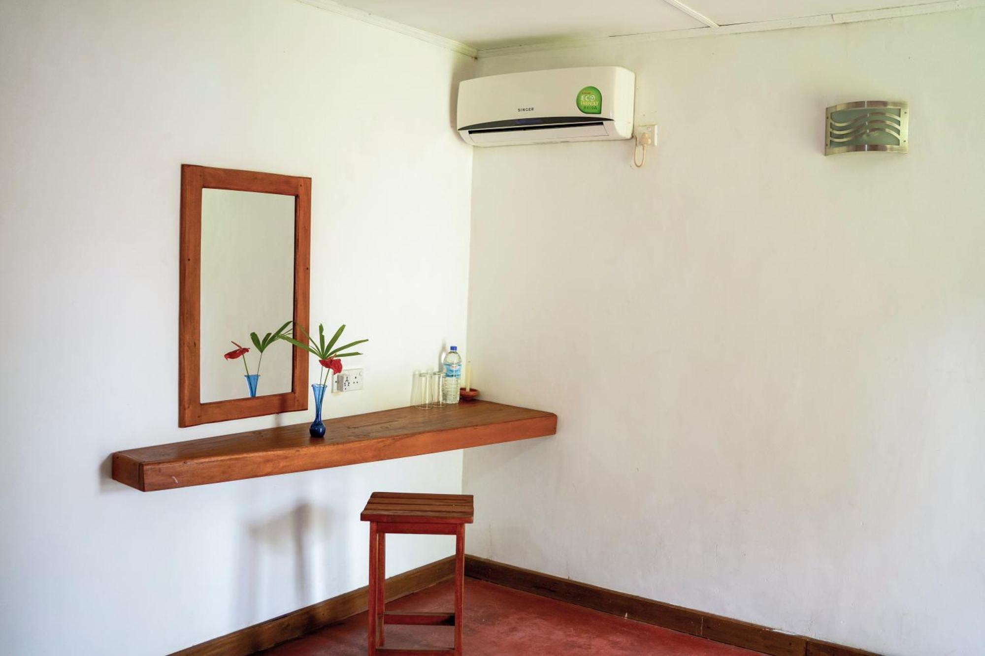 Wild Hut Habarana Bed & Breakfast エクステリア 写真
